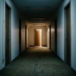 Dark_cinematic_16_9,_long_empty_202606251319